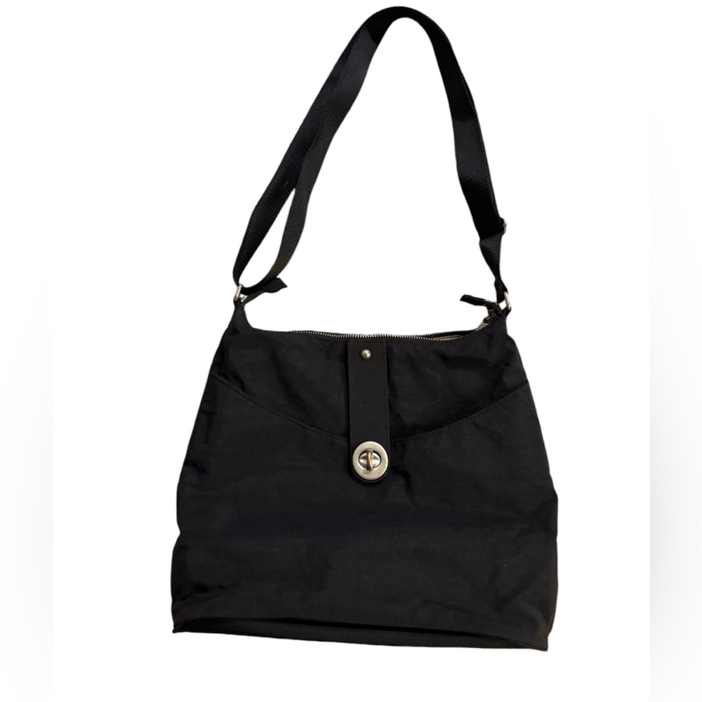 Baggallini Black Helsinki Bag